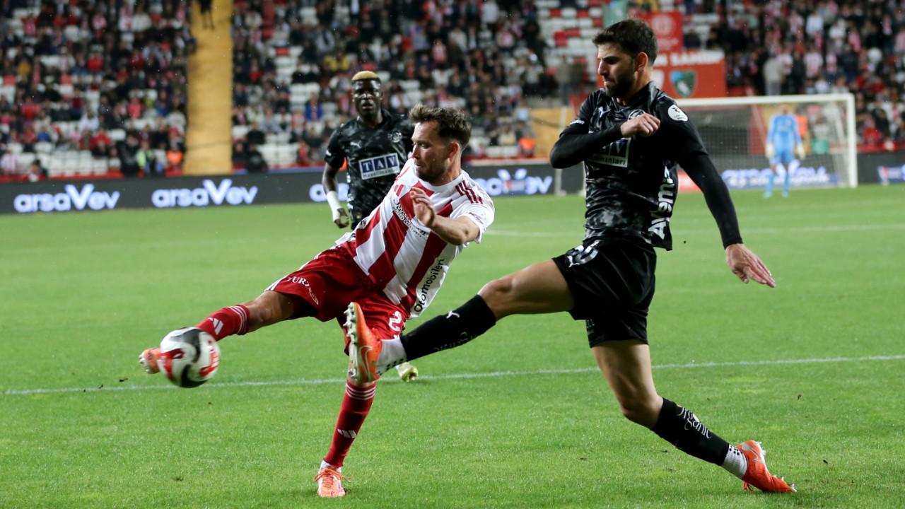 Akdeniz derbisinde kazanan çıkmadı: Antalyaspor 0-0 Alanyaspor