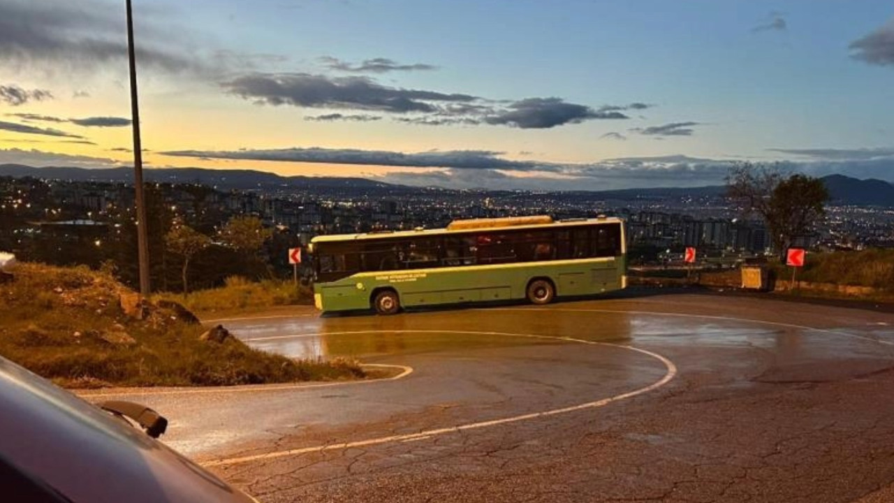 Sarhoş hırsız çaldığı özel halk otobüsüyle kaza yaptı