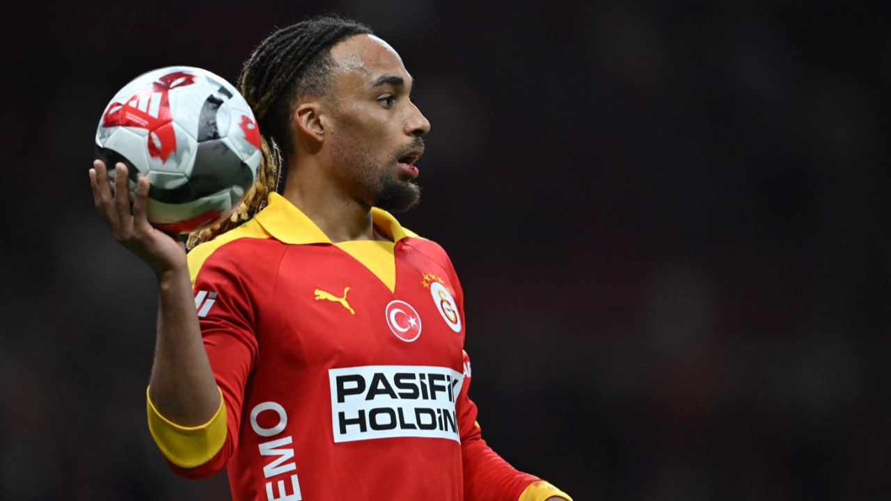 Galatasaray'a bir değil, iki sağ bek