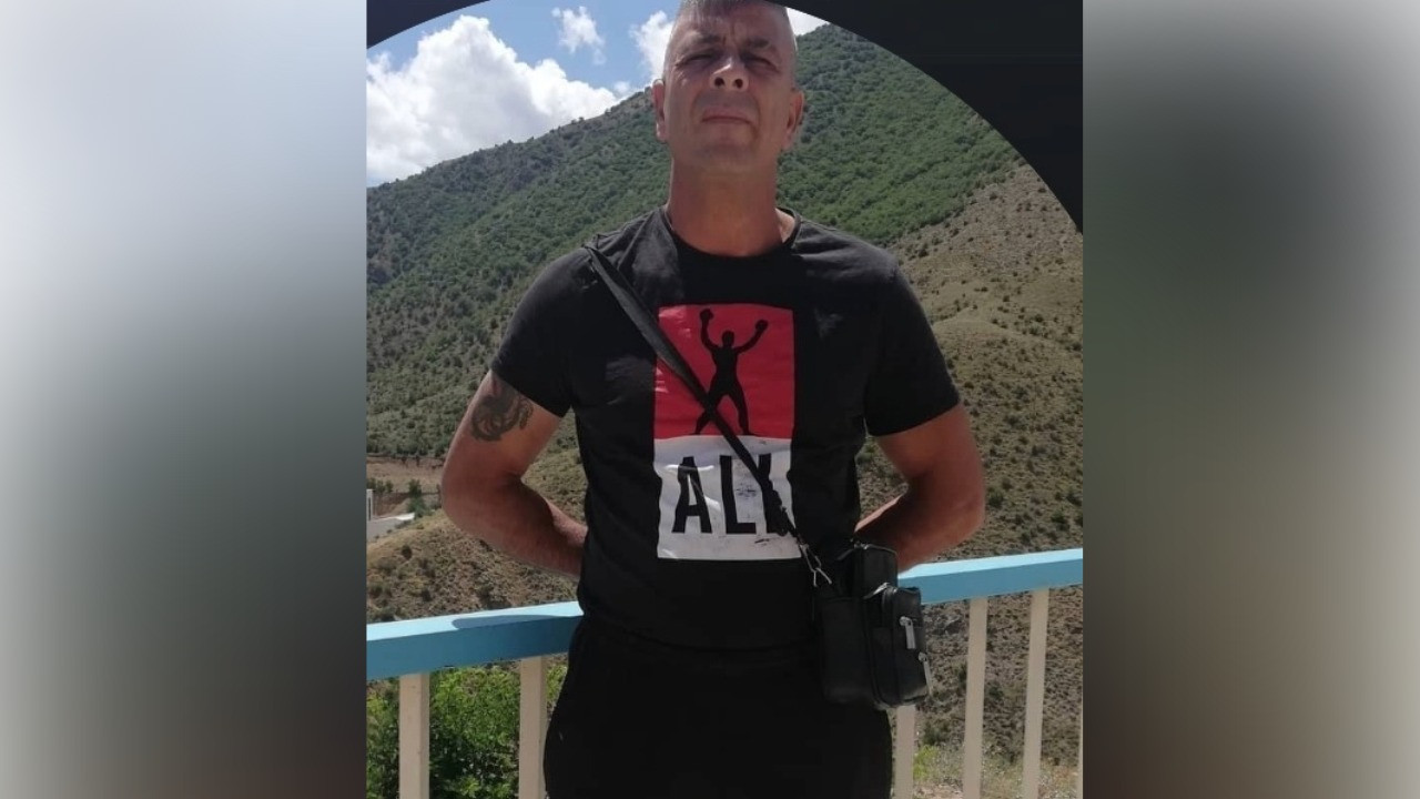 Boks antrenörü evinde ölü bulundu