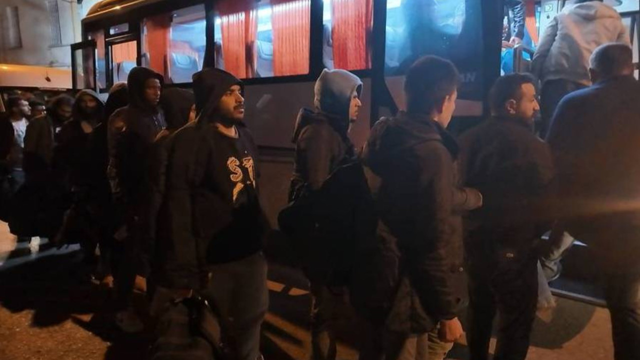 İzmir açıklarında göçmen faciası: 9 yaşındaki çocuk hayatını kaybetti