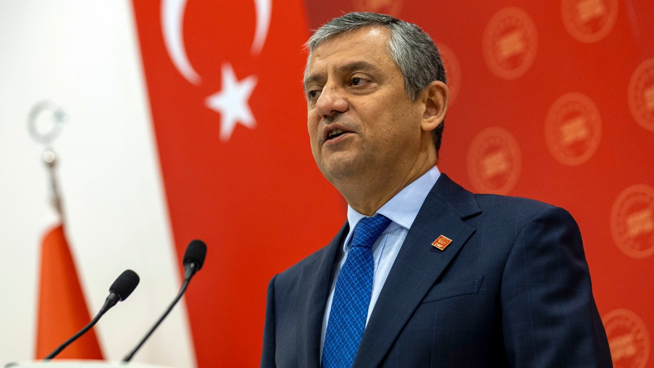 Özgür Özel'den Burcu Köksal açıklaması