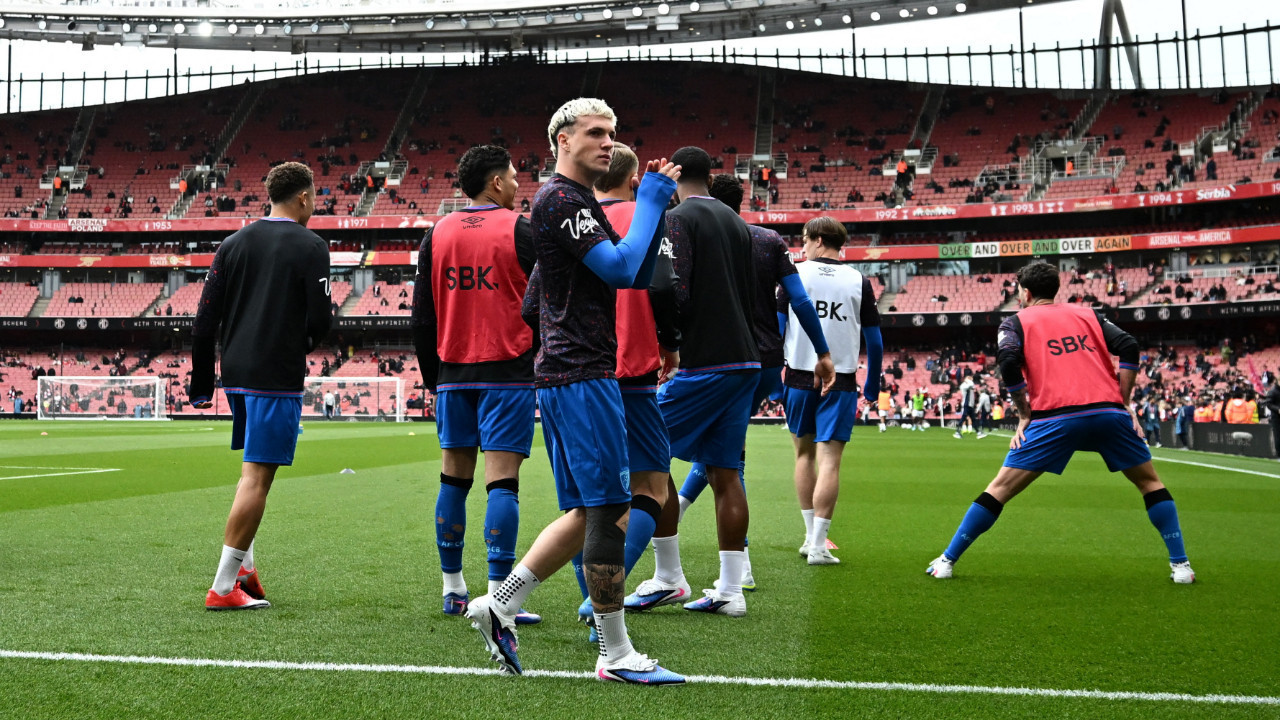 Premier Lig'de şok suçlama: Bournemouth yıldızını kadro dışı bıraktı!