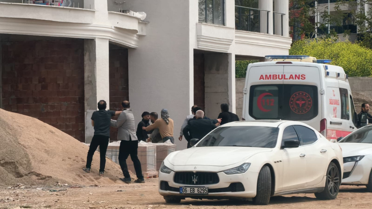 İnşaat işçileri birbirine girdi: Sopalı ve yumruklu kavgada 5 kişi yaralandı