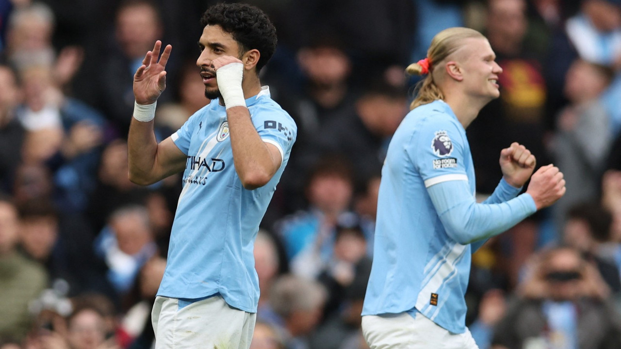 Manchester City pes etmiyor