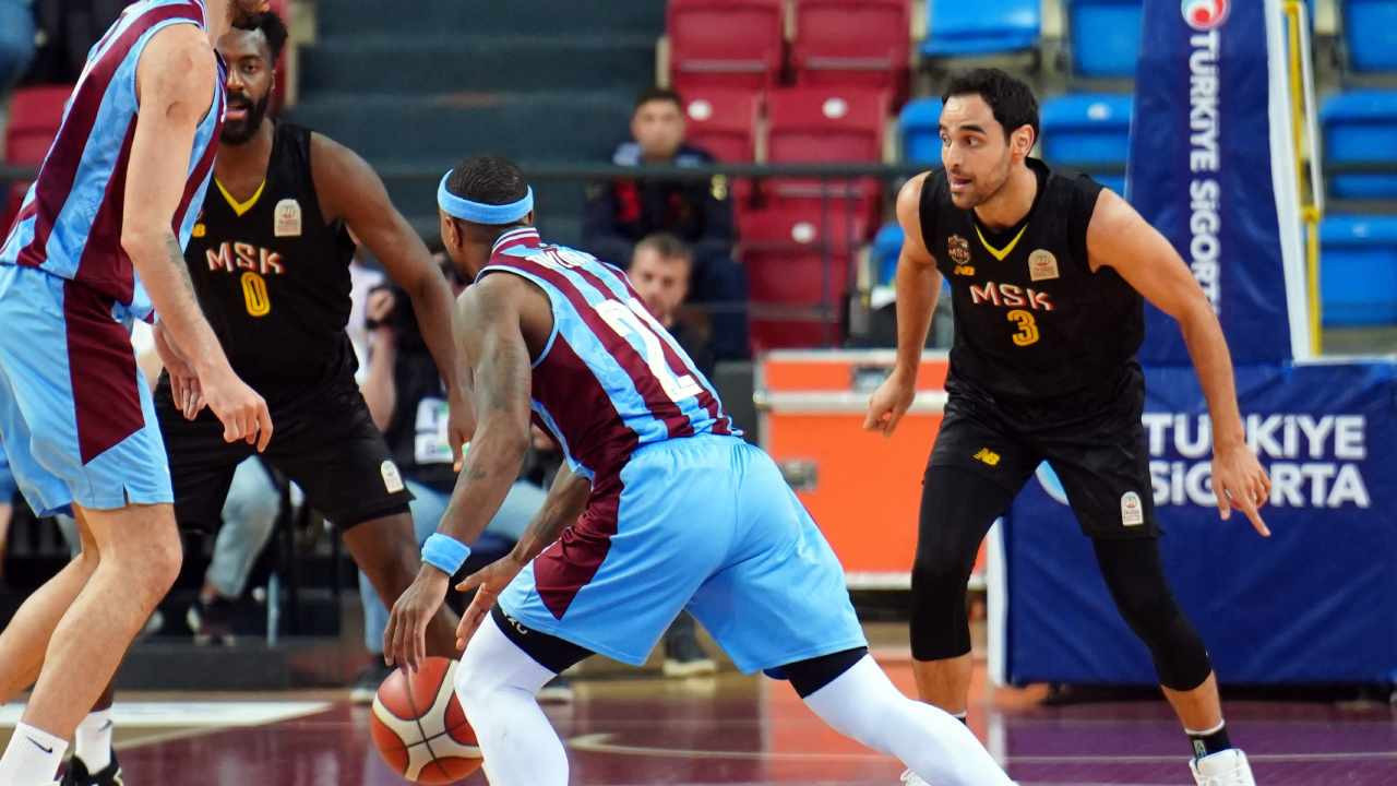 Trabzonspor'a yenilen Mersinspor ligden düştü: 90-80