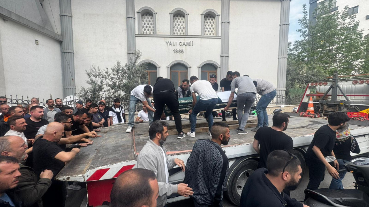 Öldürülen esnaf, çekici aracıyla uğurlandı