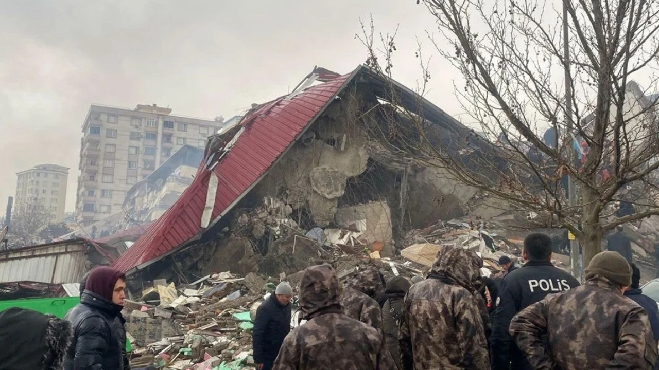 77 kişinin öldüğü Hünkar Apartmanı davasında karar çıktı