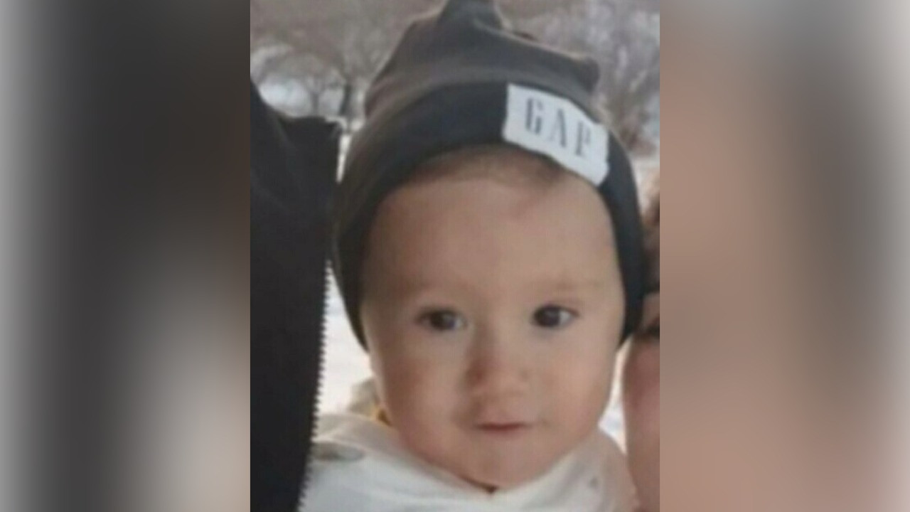 Babasının kullandığı kamyonetin altında kalan çocuk öldü
