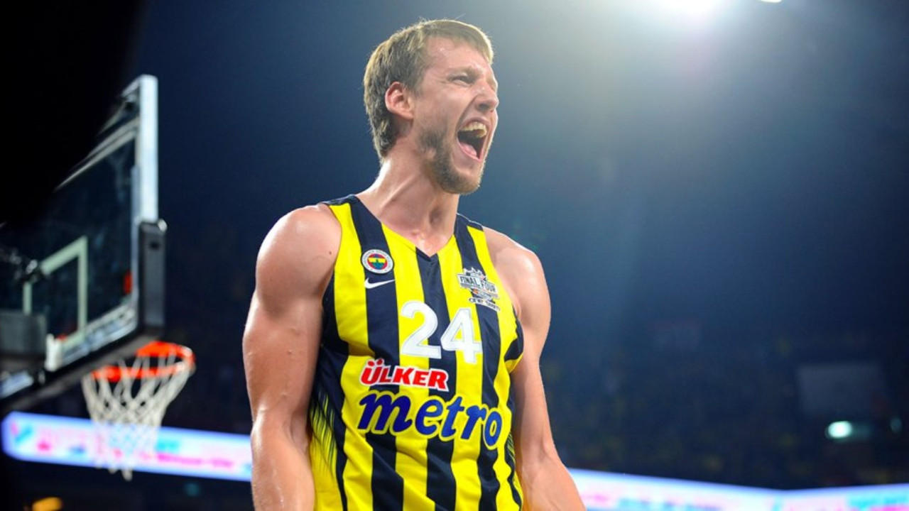 Fenerbahçe'nin efsaneleri arasında yer alıyordu: Jan Vesely basketbolu bırakıyor