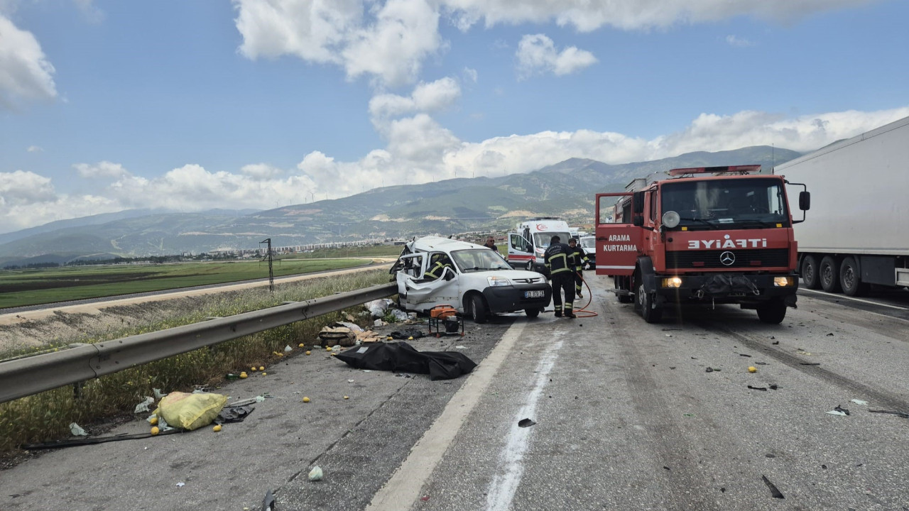 Gaziantep'te feci kaza: Ölü ve yaralılar var