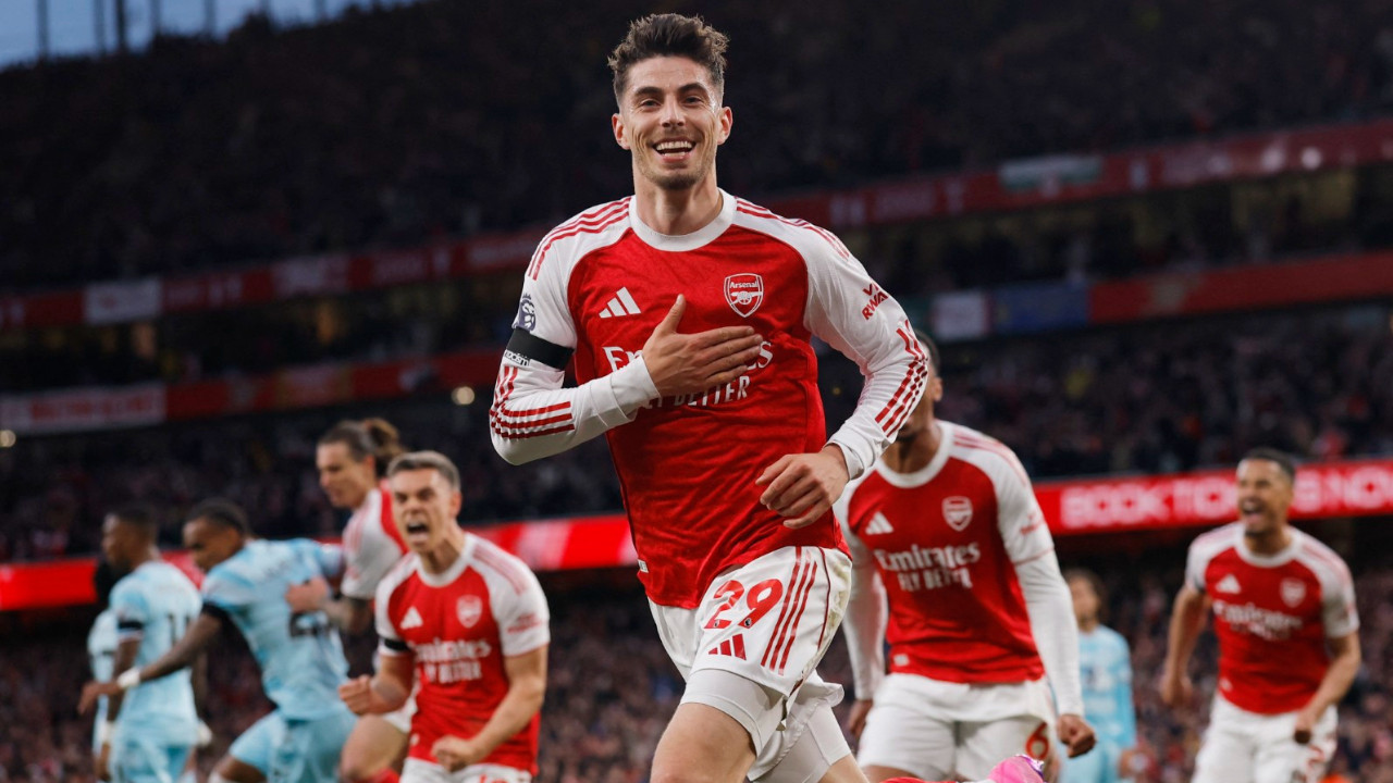 Arsenal artık şampiyon gibi: 22 yıl sonra tarihi zafere çok yakın