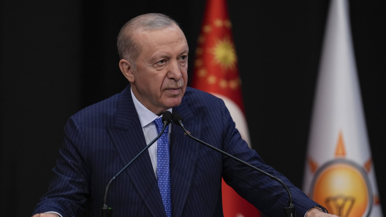 Erdoğan'dan ekonomi yorumu: Her şeyin güllük gülistanlık olmadığının farkındayız