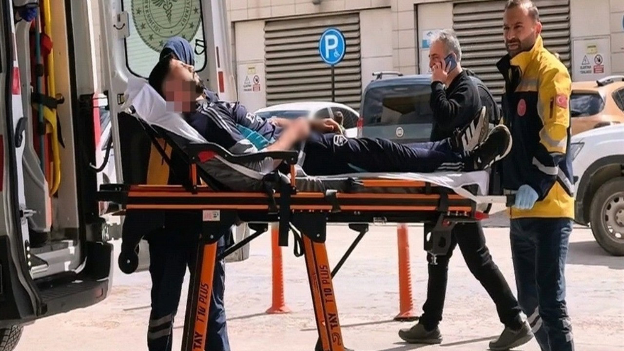 Halı sahada 'faul' husumeti: Ensesinden bıçaklandı