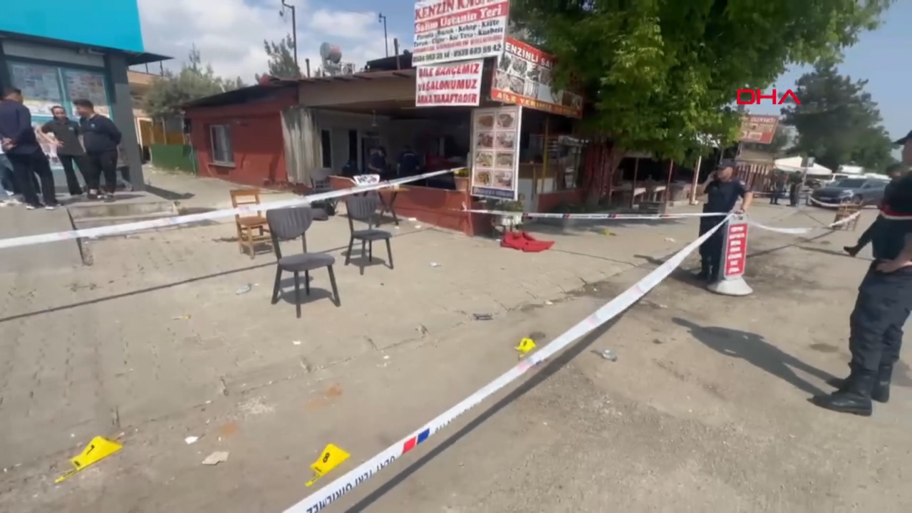 Restorana silahlı saldırı: 2 ölü