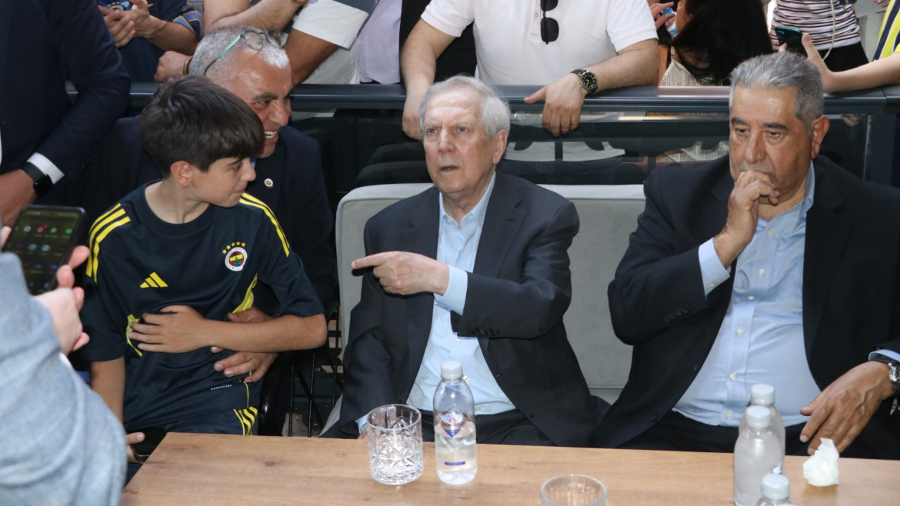 Aziz Yıldırım, Yalova'da taraftarlarla buluştu