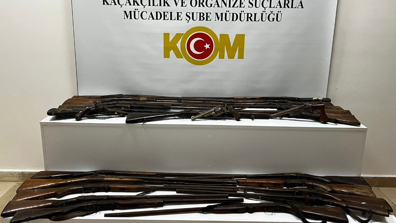 Osmanlı dönemine ait silahlar ele geçirildi
