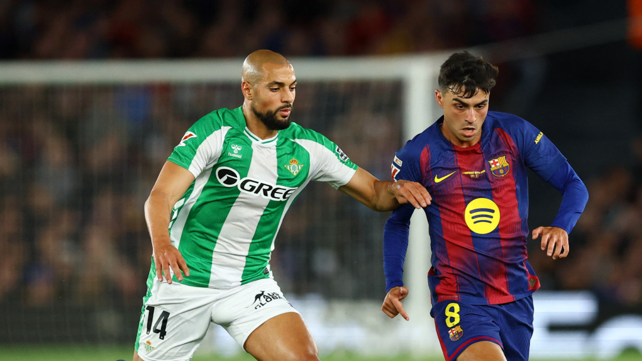 Sofyan Amrabat, geleceğini tayin etti: Real Betis’e iletti
