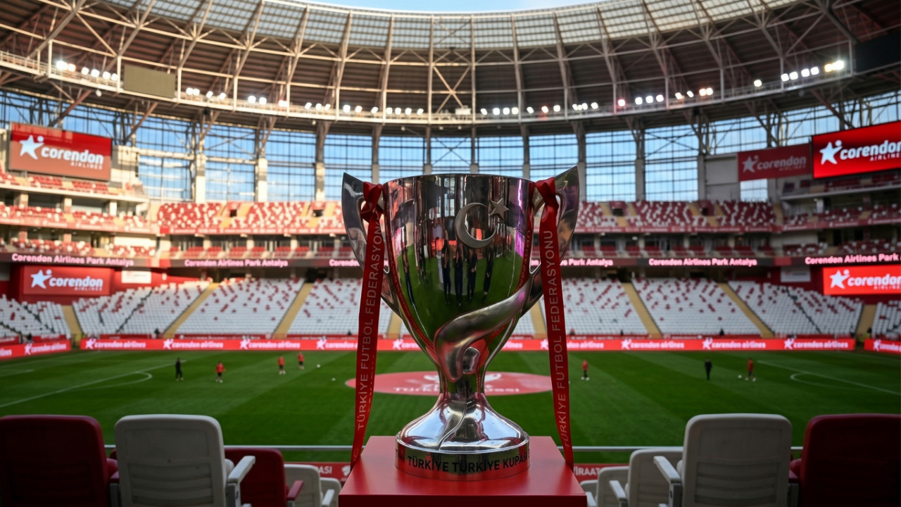 Türkiye Kupası'nda final zamanı: Trabzonspor-Konyaspor maçı yarın oynanacak
