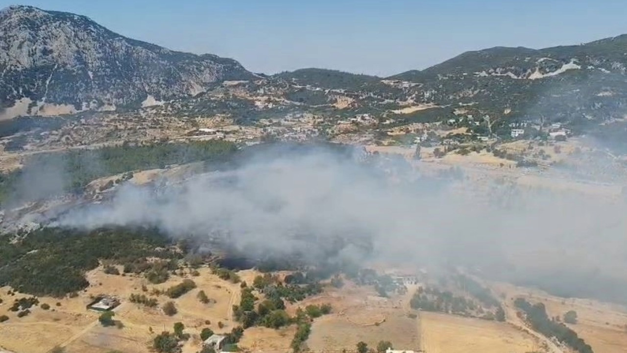 Kaş'ta orman yangını