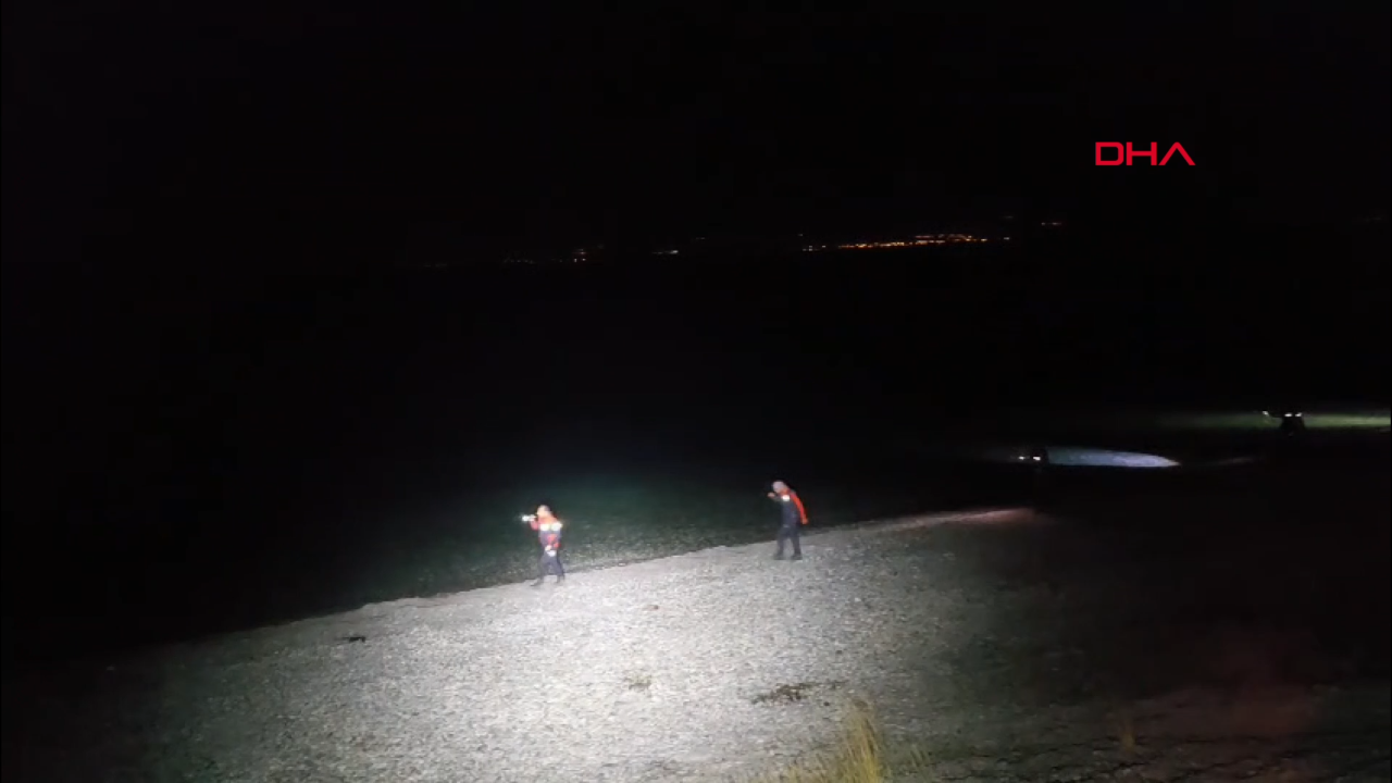 Van Gölü'nde kaybolan kadın geceyi can simidine tutunarak geçirmiş