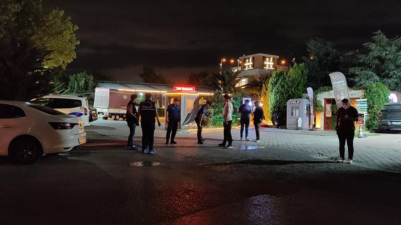 Kafe saldırısında 2 kişi hayatını kaybetti