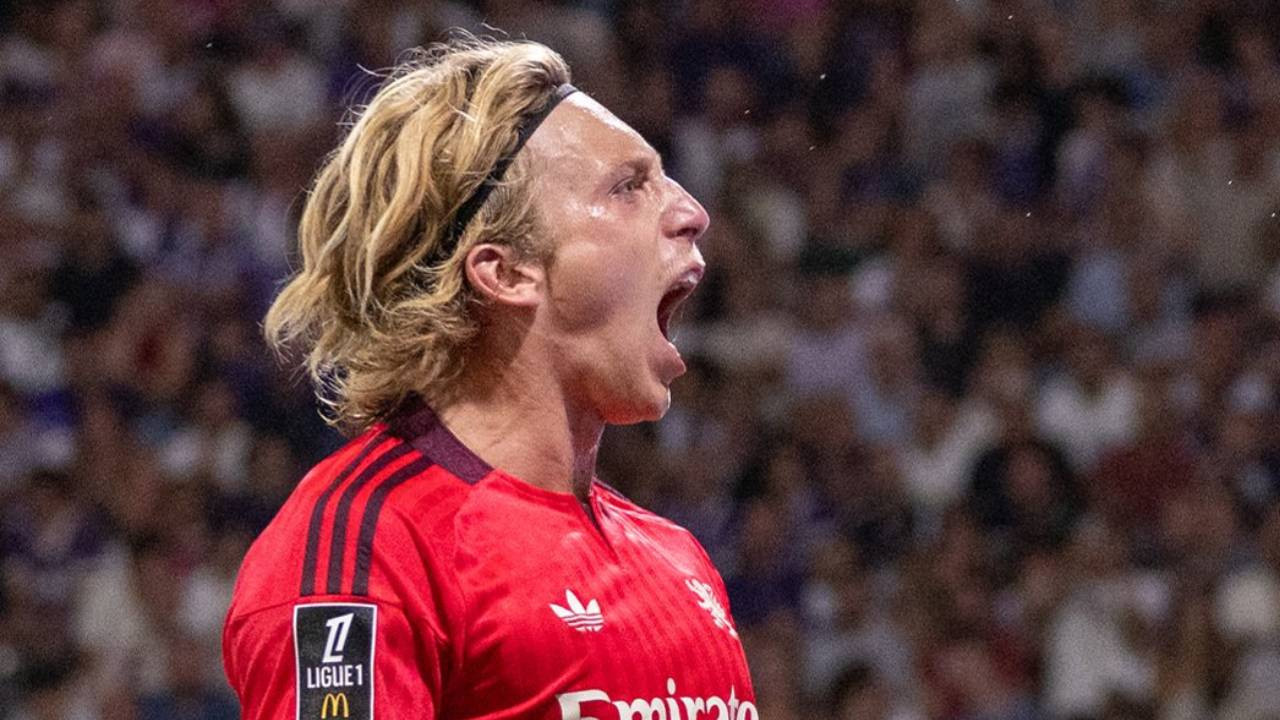 Lyon, Toulouse’u yedek ağırlıklı kadroyla 2-0 mağlup etti