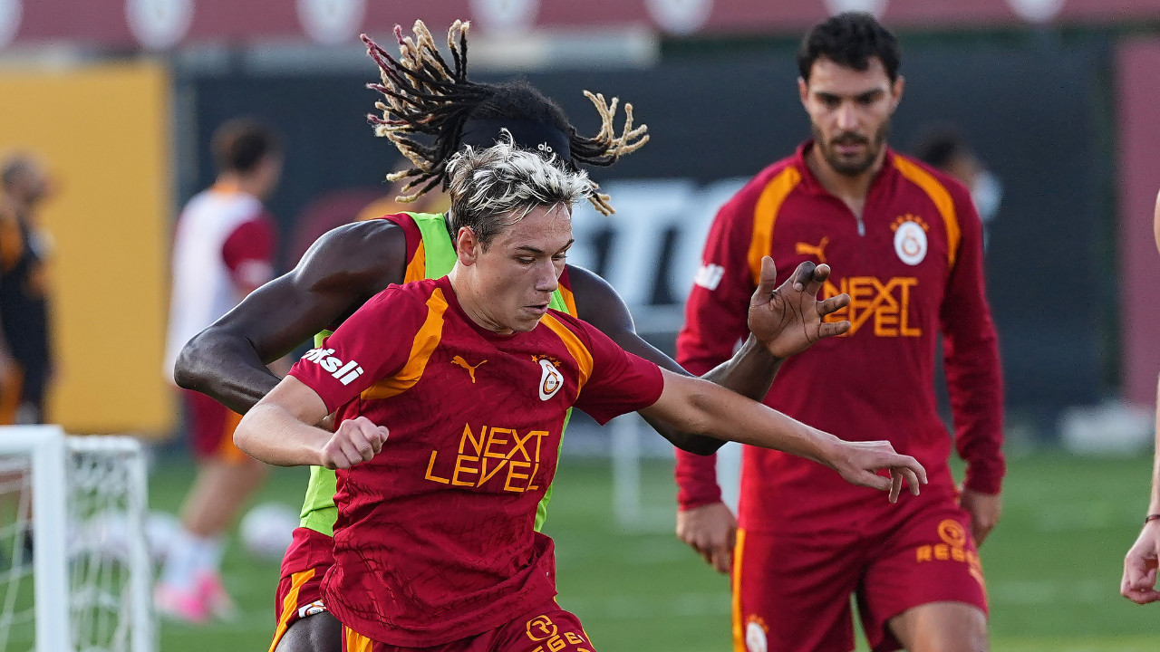 Aleksey Batrakov, Galatasaray ile ilk idmanına çıktı