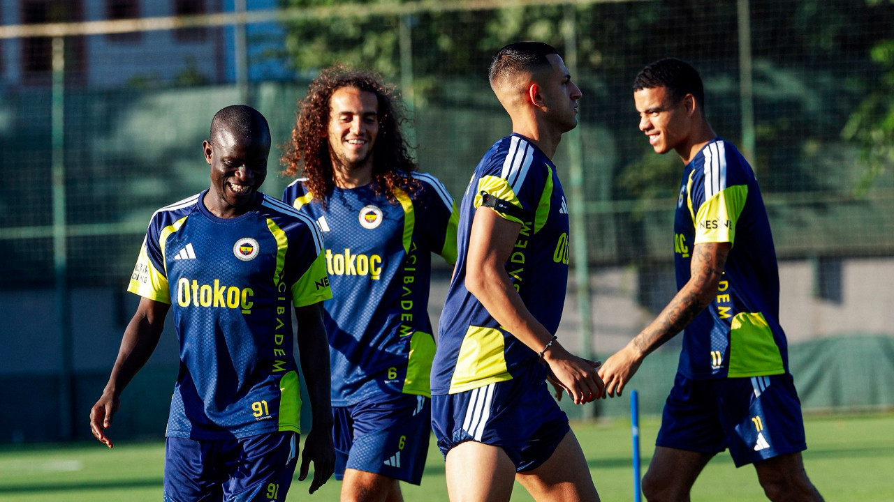 Fenerbahçe'nin Lyon kadrosu belli oldu
