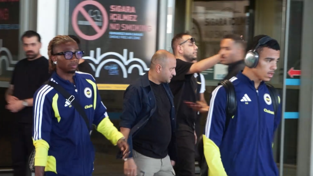 Fenerbahçe, Şampiyonlar Ligi zaferinin ardından yurda döndü