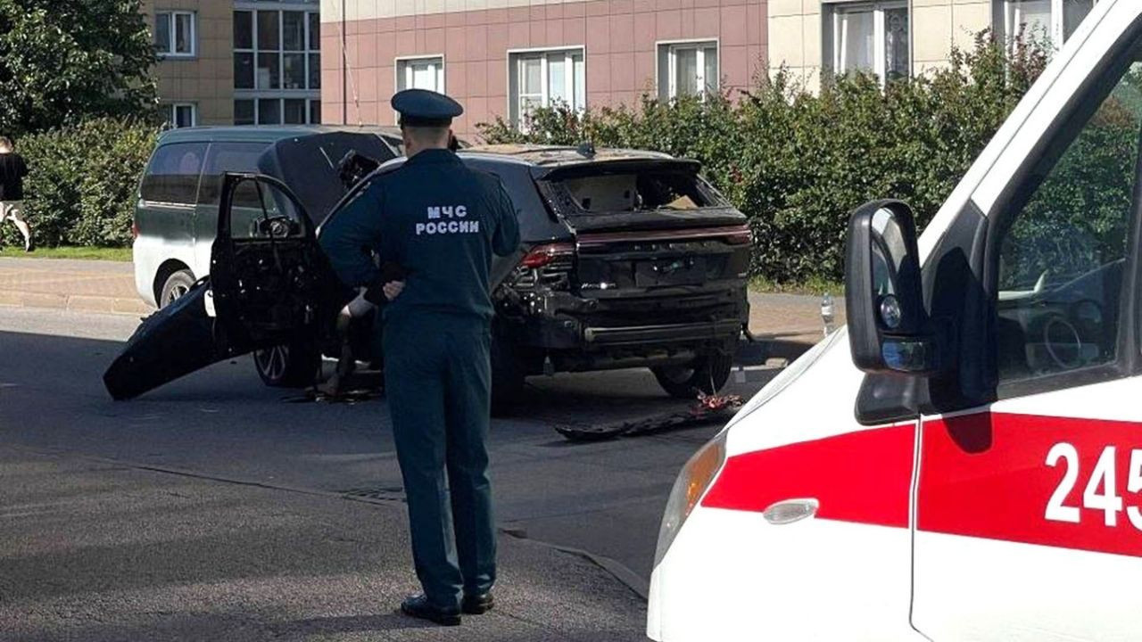 Rus subaya bombalı saldırı: Arabası patladı