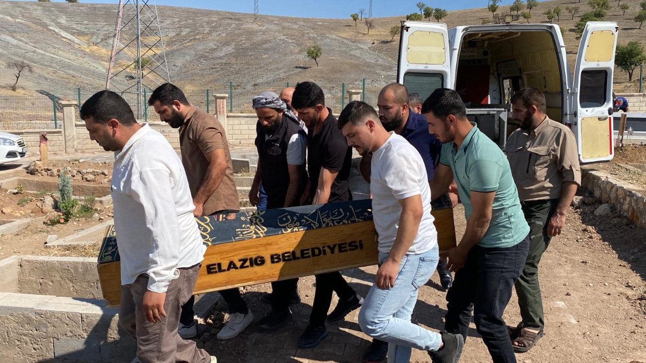 Yıldırım can aldı: 10 yaşındaki çocuk hayatını kaybetti