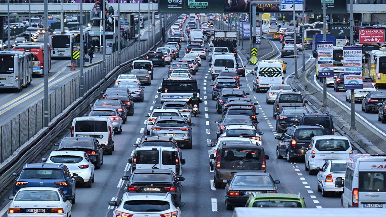 Araç sahipleri dikkat! Trafikte Alo 193 dönemi başladı
