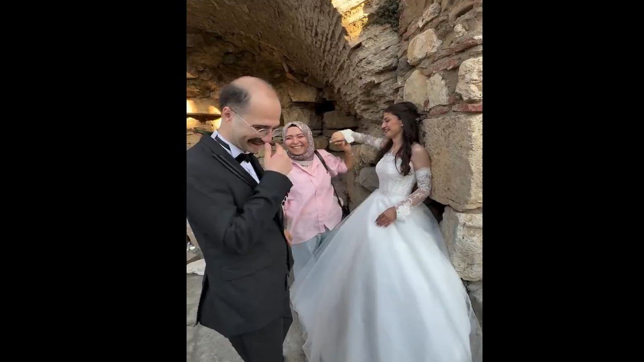 Damattan önce fotoğrafçı öptü! Düğün çekimindeki o anlar gündem oldu
