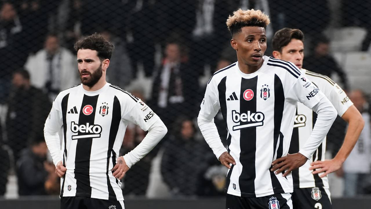 Galatasaray Beşiktaş'ın eski aşkını alıyor