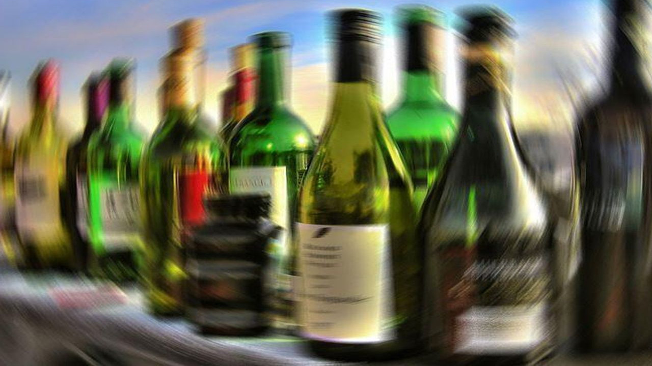 Alkol yasağı genişletildi. Önce uyarı yapılacak