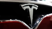 Tesla 375 bin aracı geri çağırdı, sürücüler uyarıldı