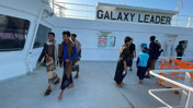 Husiler, Galaxy Leader'ın mürettebatını serbest bıraktı