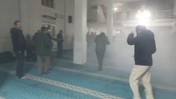 Camide korku dolu anlar: Teravih yarıda kaldı