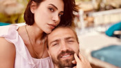 Şükran Ovalı ve Caner Erkin’den romantik akşam: 'Bakışına ölürüm be'