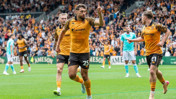 Hull City 90+4'te güldü