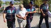 Turistleri gizlice çeken adam adli kontrolle bırakıldı