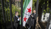 Suriye bayrağı Washington'da göndere çekildi