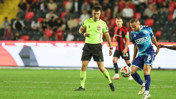 Samsunspor'dan hakem tepkisi: 'Fenerbahçe maçını etkiledi'