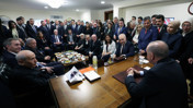 Meclis'te 'samimi' görüşme