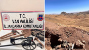 Define ararken yakalandılar: Van’da kaçak kazıya suçüstü