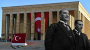 Ünlülerden 10 Kasım Atatürk'ü Anma Günü mesajları