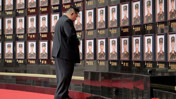 Kim Jong Un canına kıyan askerleri övdü