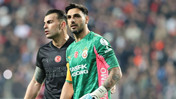 Galatasaray, Samsun'da 10 kişi: Günay Güvenç, VAR uyarısıyla atıldı