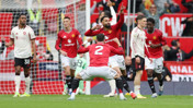 Manchester United 5 gollü maçta Liverpool'u yıktı: Şampiyonlar Ligi'ni garantilediler